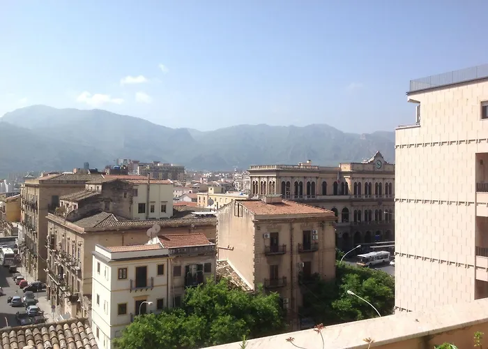 Cavour Ξενοδοχείο *